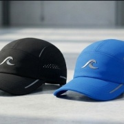 Gorra de Trail Running Ultraligera "Vapor Cap". Protección solar y transpirabilidad radical para tus rutas más expuestas.